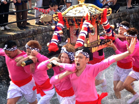 神戸山王まつり　中神輿