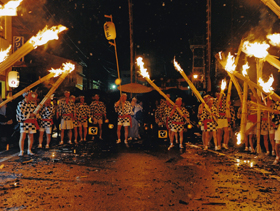 神戸山王まつり　祭主行列